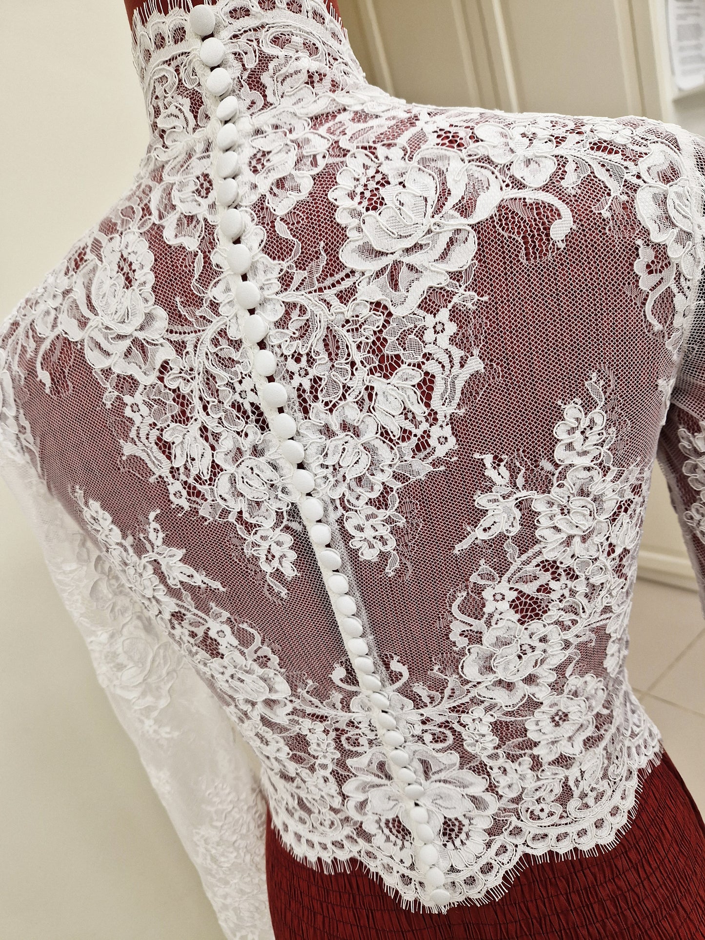 Turtleneck Bolero in Rose Pattern Alencon lace