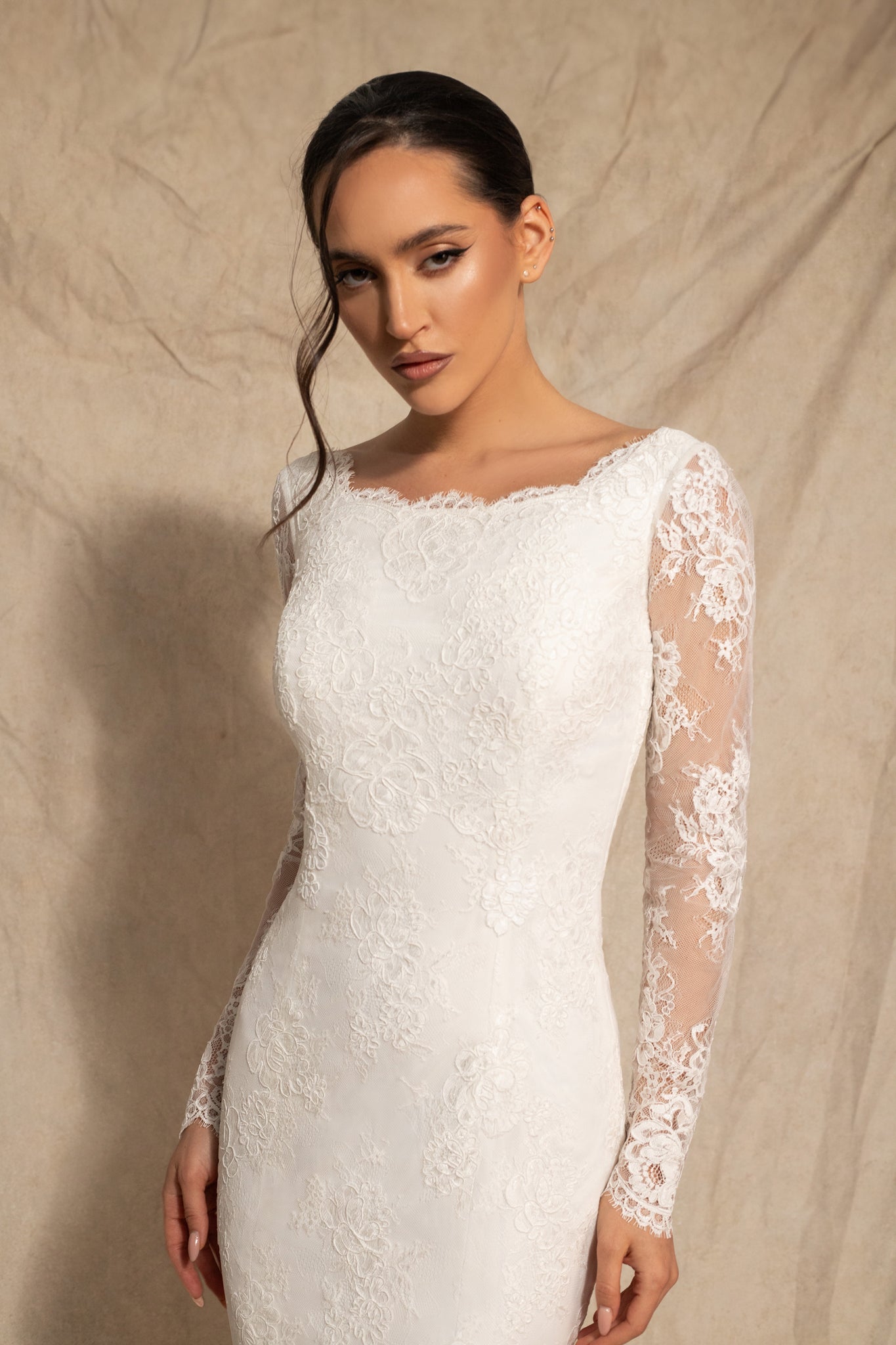 Brooke in Alencon Lace