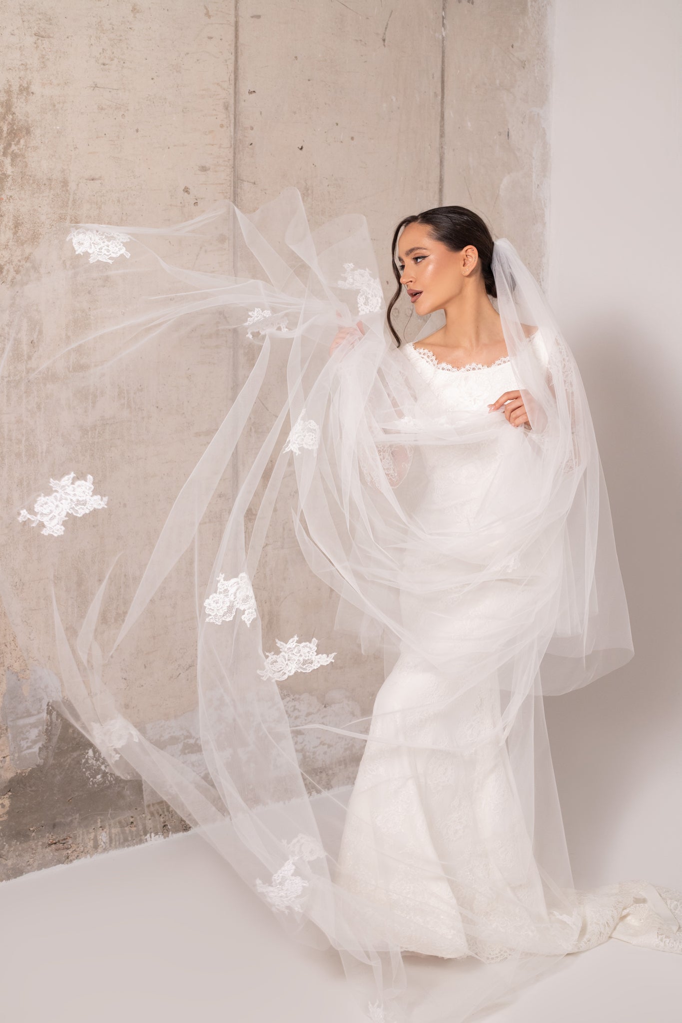 Brooke in Alencon Lace