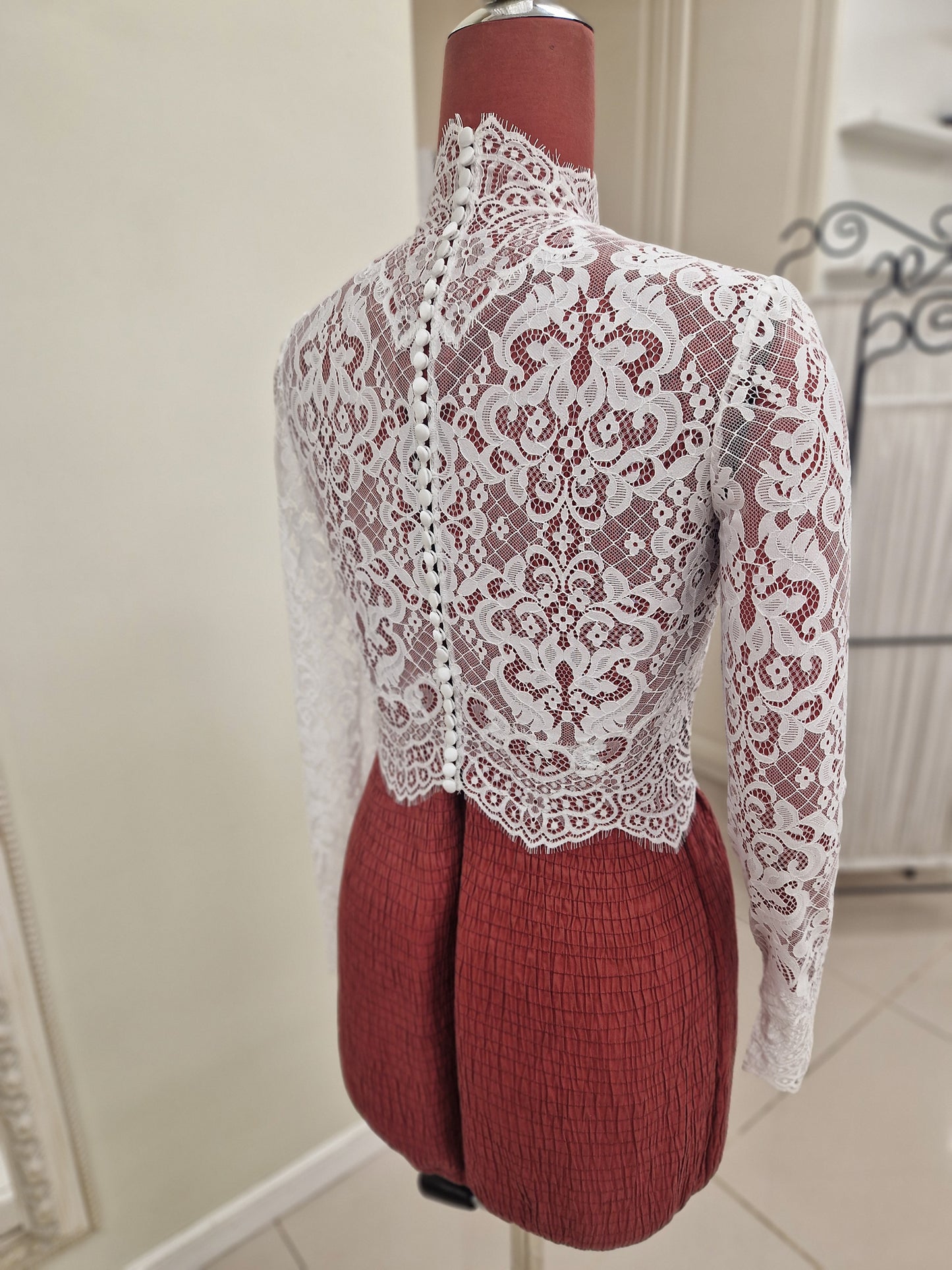 Turtleneck Bolero in Chantilly Lace with Intricate Lace Trim | ELEANOR