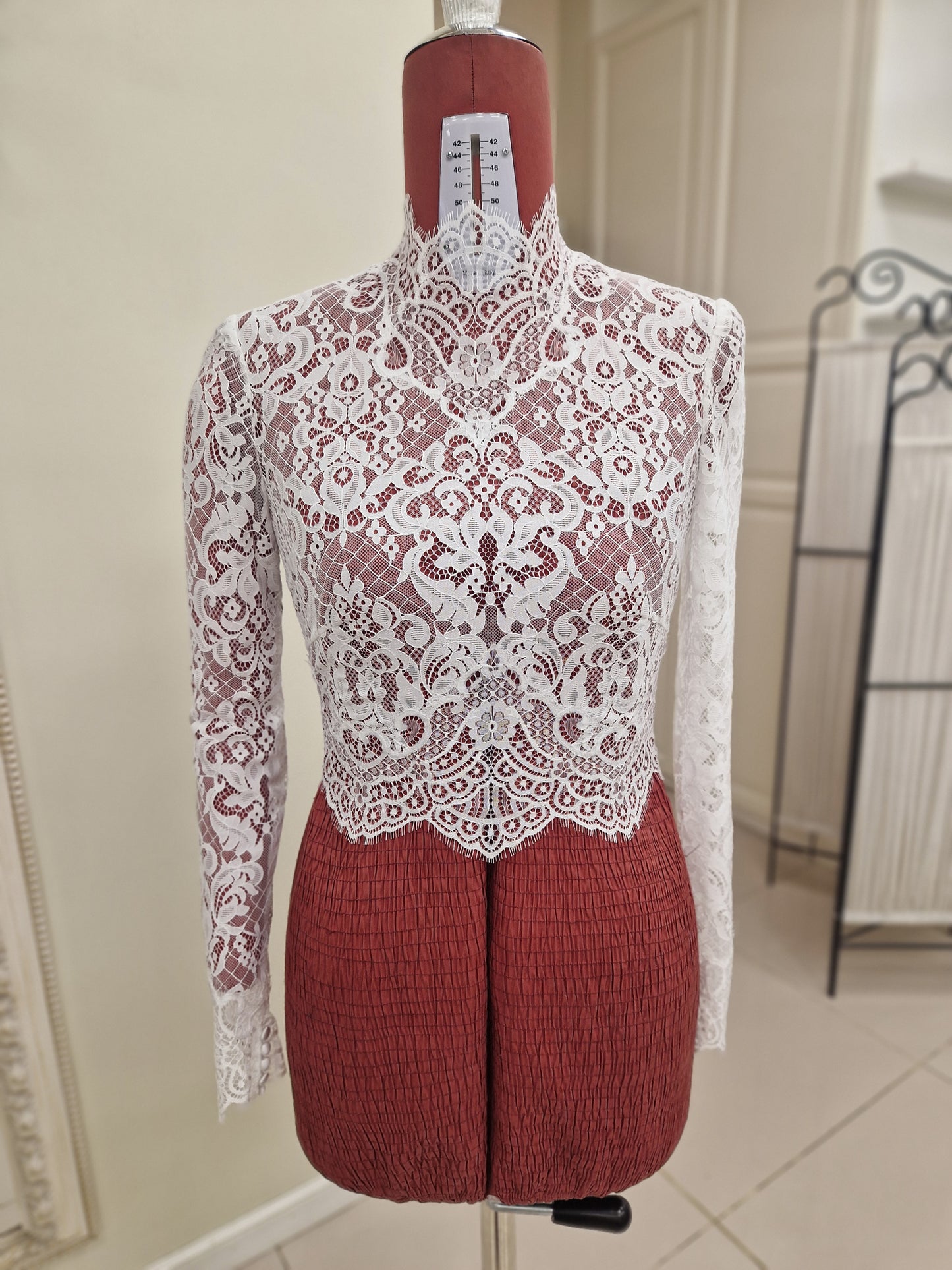 Turtleneck Bolero in Chantilly Lace with Intricate Lace Trim | ELEANOR