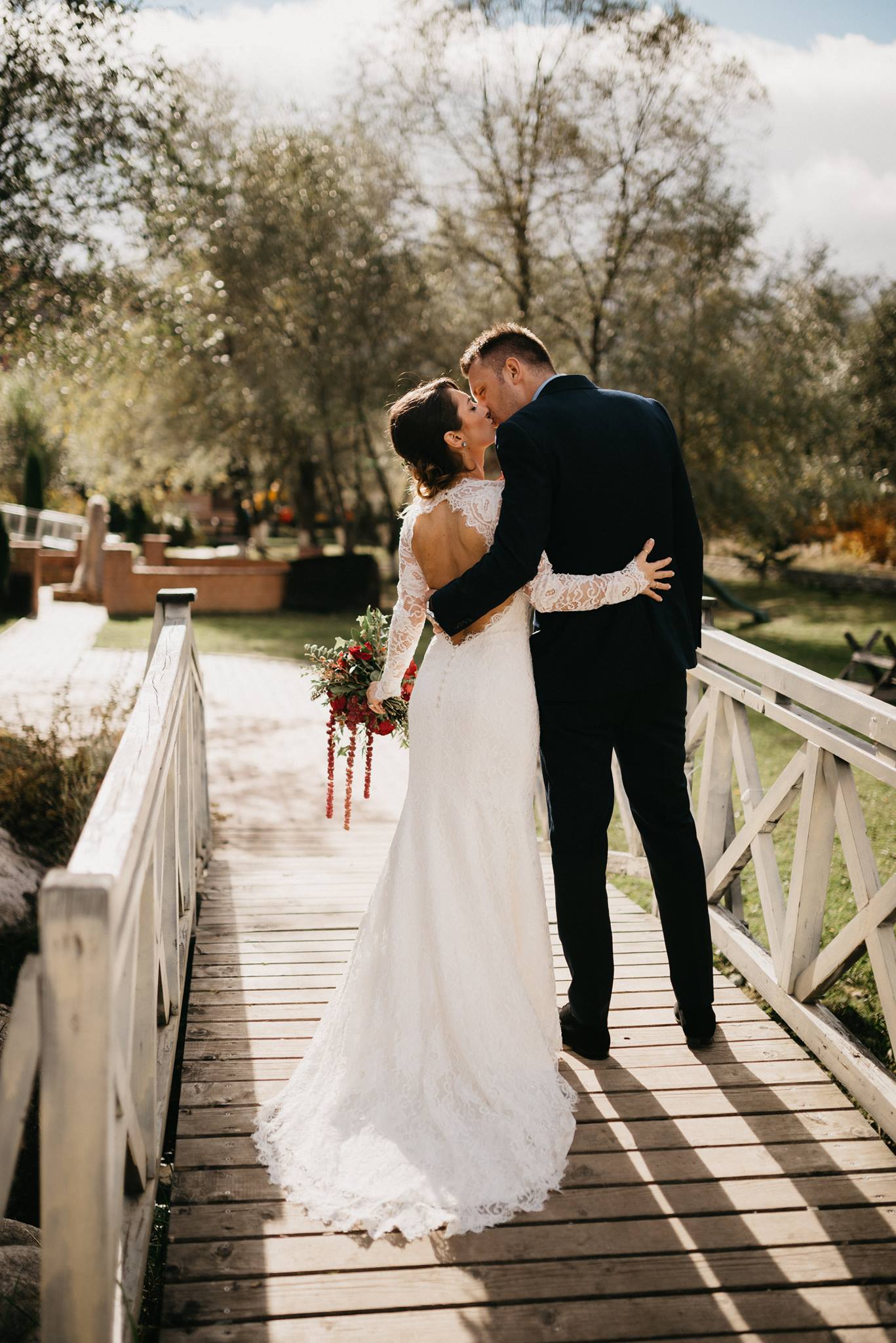 Verona in French corded lace