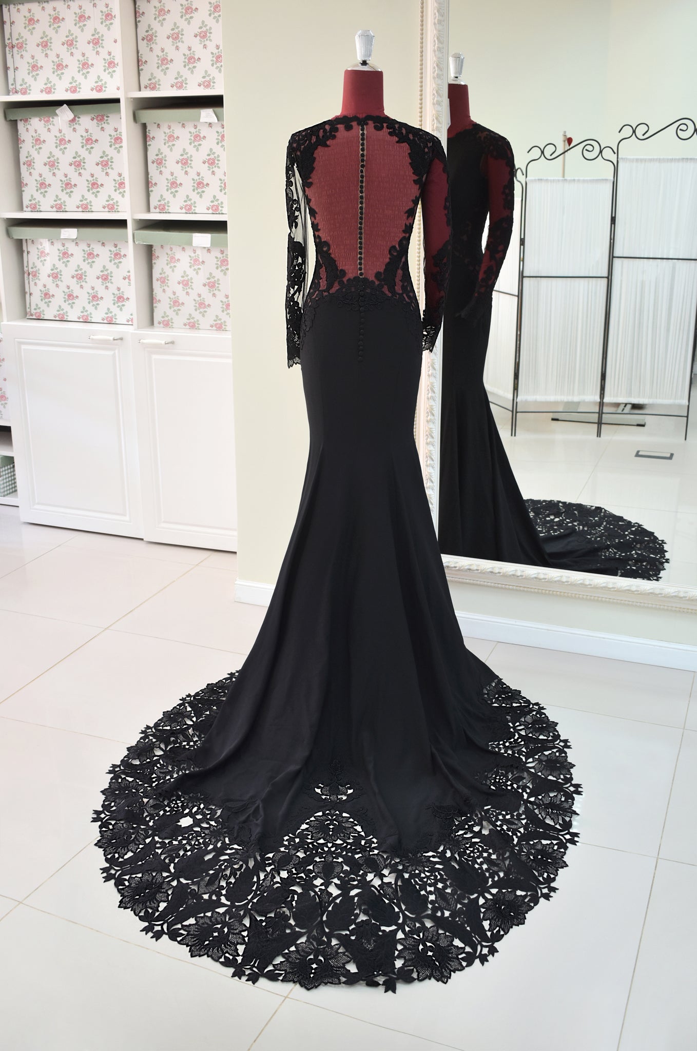 Wedding Dress Gothic Strapless White Black Bridal Ball Gown, 47% OFF