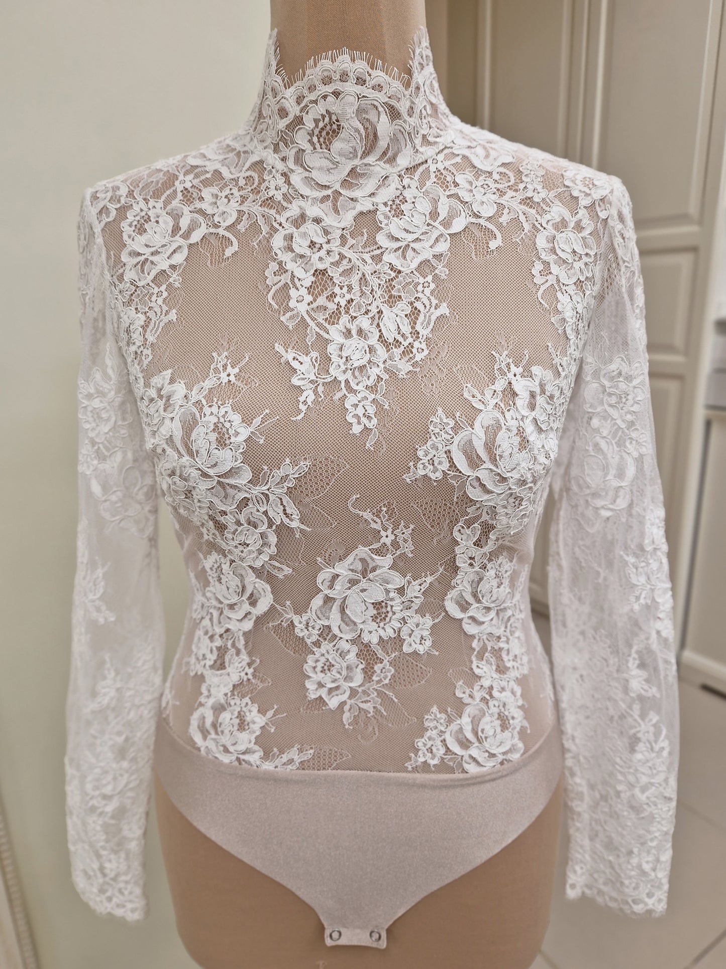 Lace Wedding Bodysuit with Turtleneck | Mesh lining