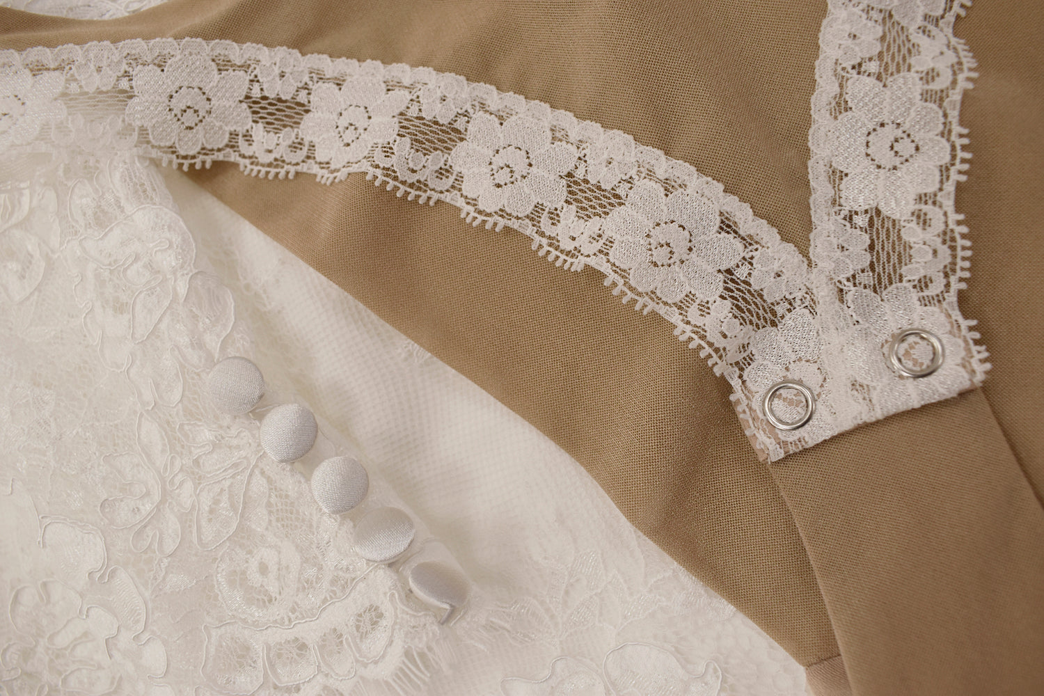 Lace Bridal Bodysuit, Long Sleeve Bridal Bodysuit, Wedding Separates  Bodysuit, Bridal Bodysuit, Lace Bridal Bodysuit / bodysuit 01 